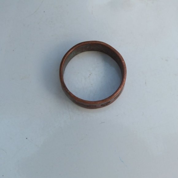 Copper Symbols Ring Band, Western Boho Style Vintage Jewelry, Size 6 3/4 - Picture 5 of 6